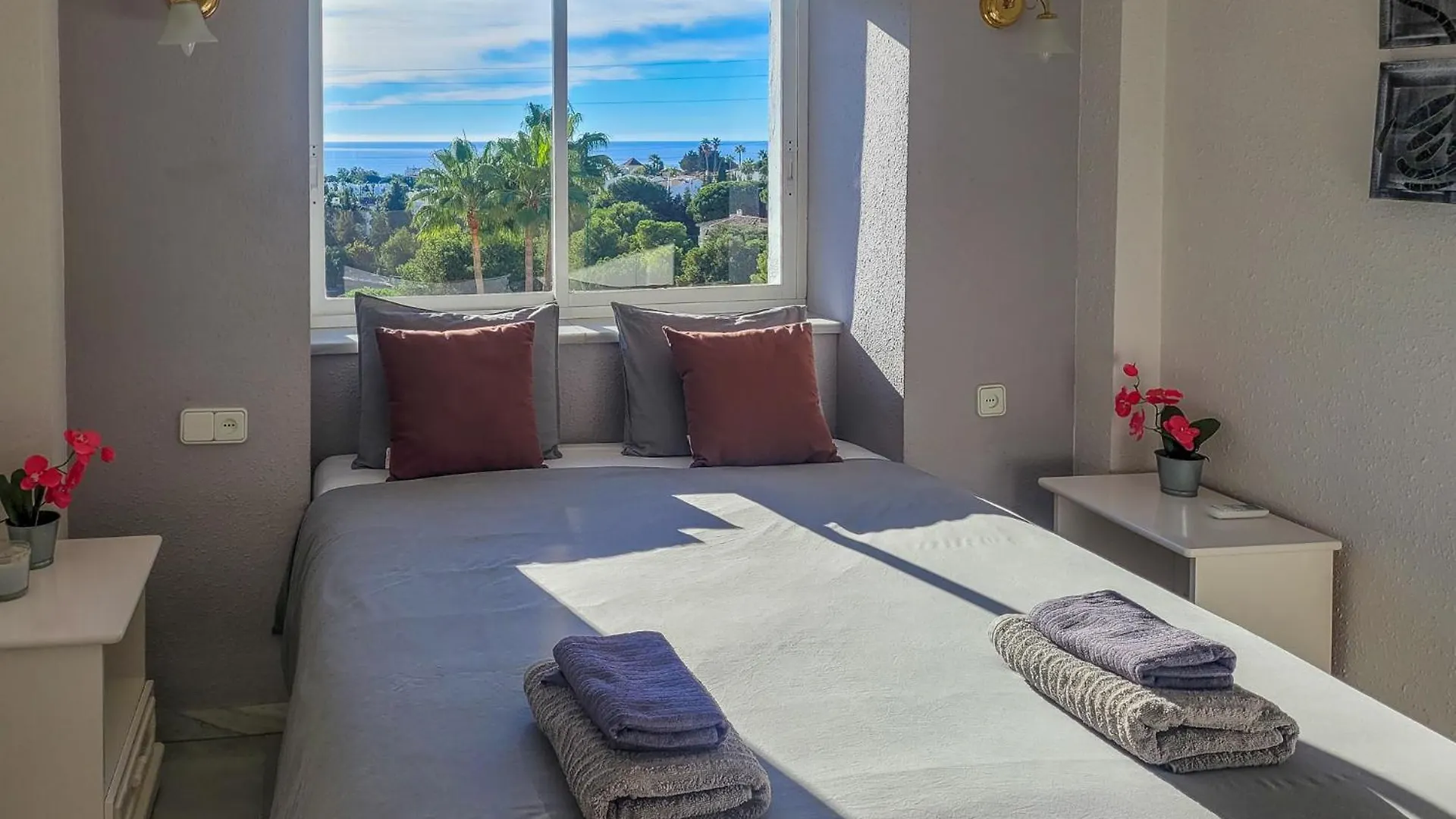 Апартаменты ☆Cozy 2Br Apt. With Sea Views Wifi/Ac/Parking Ситио-де-Калаонда